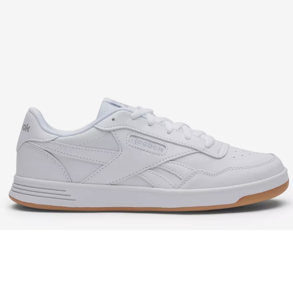 Women Reebok court advance sneakers
